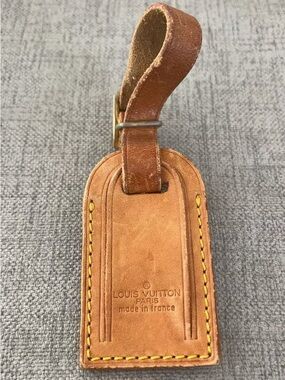 Vintage Louis Vuitton Classic Brown Leather Luggage Tag Bag Charm Keyring A01